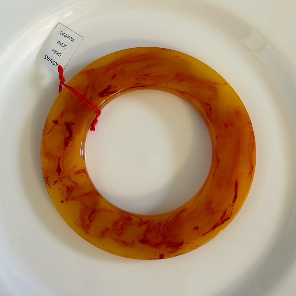 Zahara Mustard/Caramel Acrylic Bangle